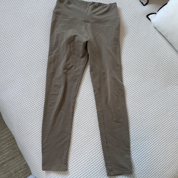 TNA Modern Taupe Leggings - Picture 2 of 7